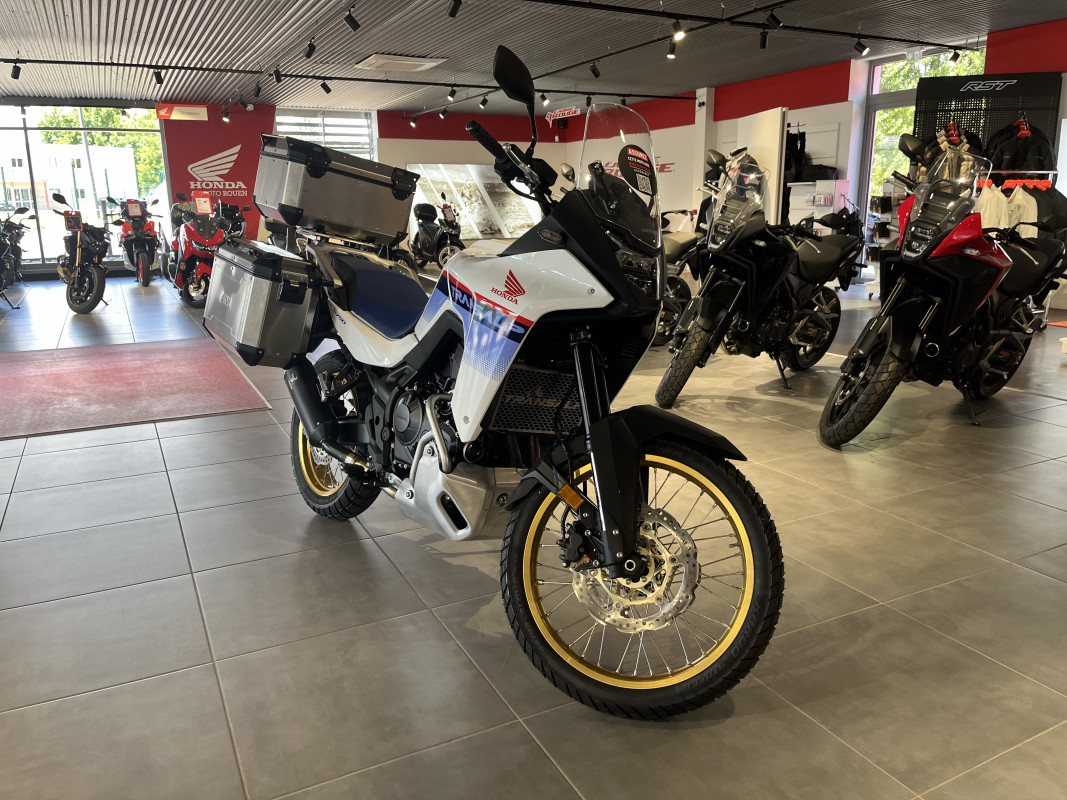 HONDA CMX 500 REBEL FINITION S COLORIS GRIS ARGENT CK MOTOS  HAGUENAU 