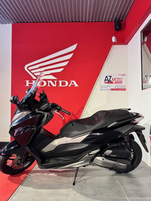 HONDA FORZA 125 - SAINT-JEAN-DU-CARDONNAY