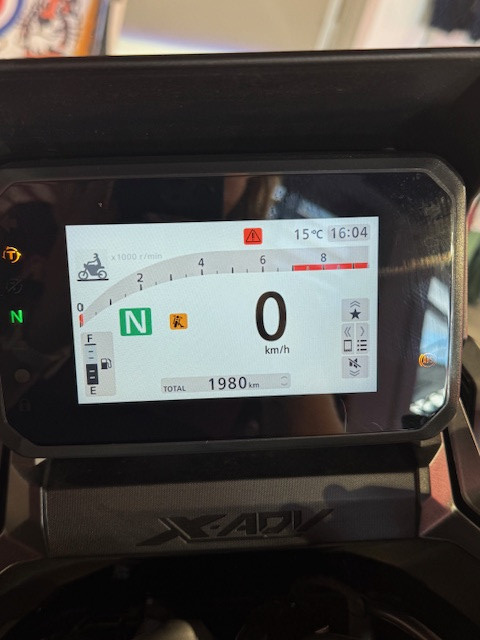 HONDA X-ADV 750 A2 - SAINT-JEAN-DU-CARDONNAY