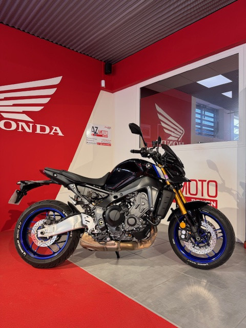 YAMAHA MT-09 SP - SAINT-JEAN-DU-CARDONNAY