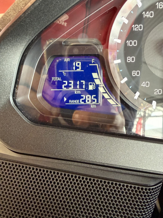 HONDA GL1800 TOURING DCT 50 EME ANNIVERSAIRE - SAINT-JEAN-DU-CARDONNAY