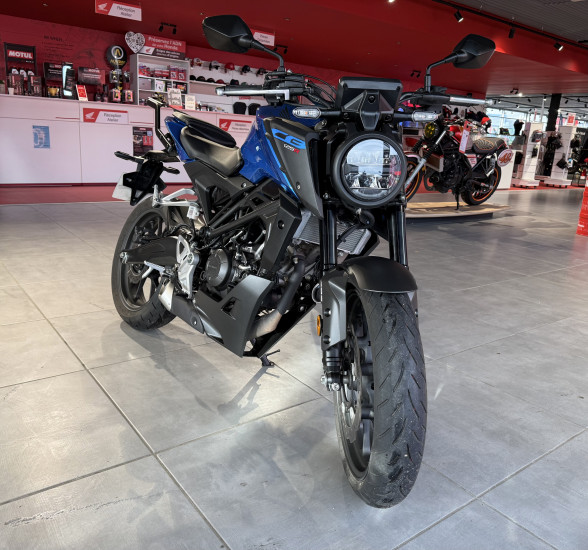 HONDA CB125 R - SAINT-JEAN-DU-CARDONNAY