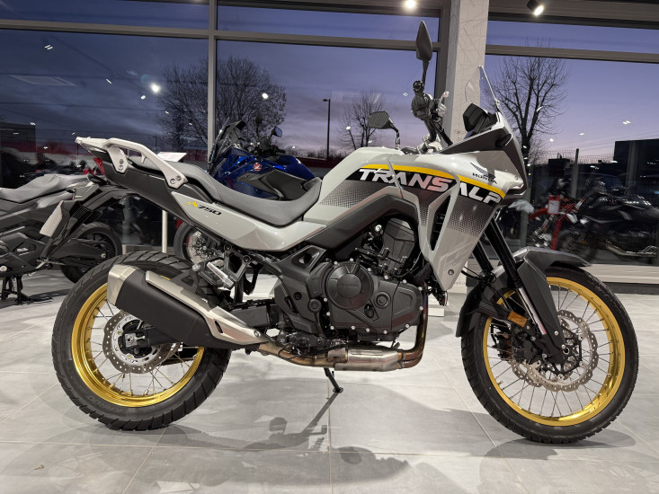 HONDA XL750 TRANSALP A2 - SAINT-JEAN-DU-CARDONNAY