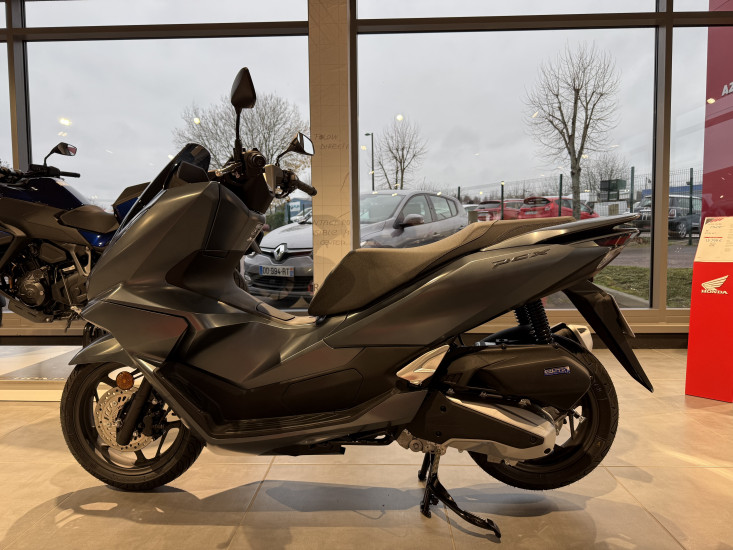 HONDA 125 PCX - SAINT-JEAN-DU-CARDONNAY