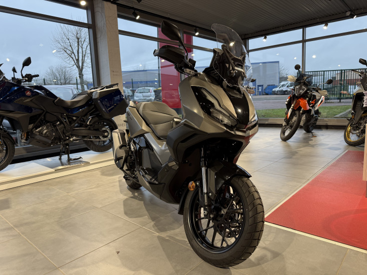 HONDA ADV 350 - SAINT-JEAN-DU-CARDONNAY