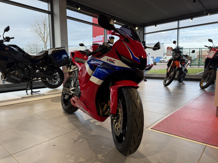 HONDA CBR600 RR - SAINT-JEAN-DU-CARDONNAY