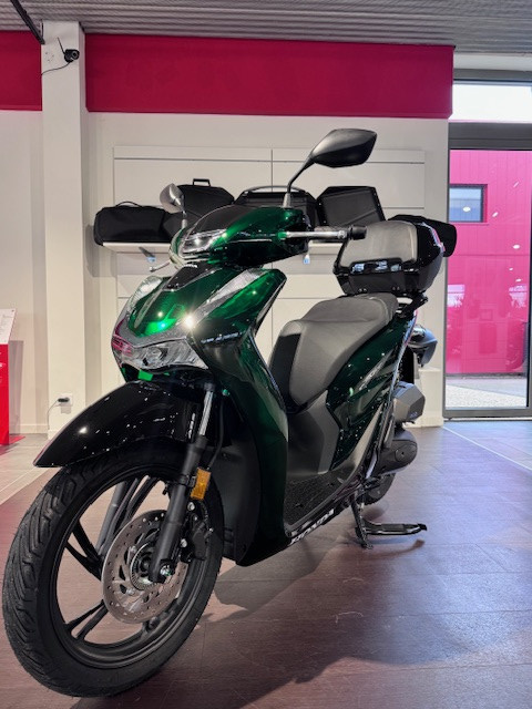 HONDA SH125i EDITION SPECIALE - SAINT-JEAN-DU-CARDONNAY