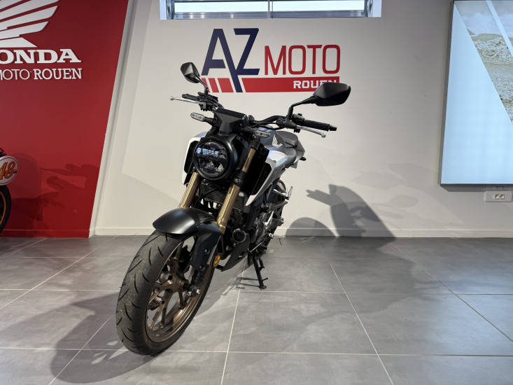 HONDA CB 125R - SAINT-JEAN-DU-CARDONNAY