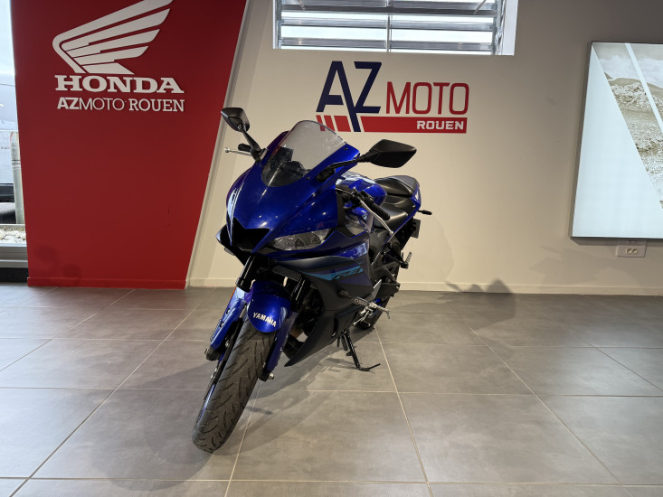 YAMAHA R3 - SAINT-JEAN-DU-CARDONNAY