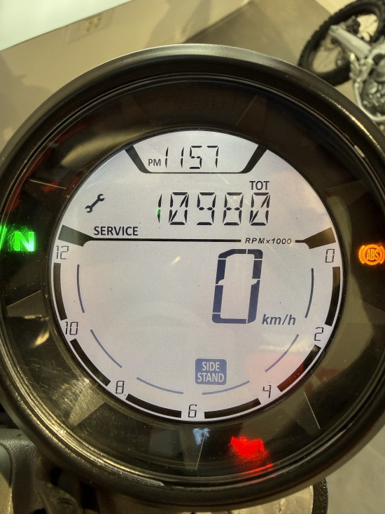 DUCATI SCRAMBLER 400 - SAINT-JEAN-DU-CARDONNAY